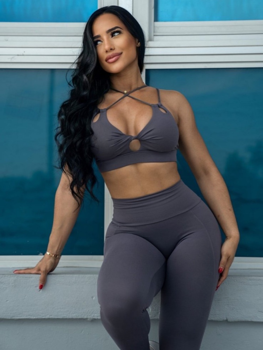 Bombshell Sportswear Twist bra gray large